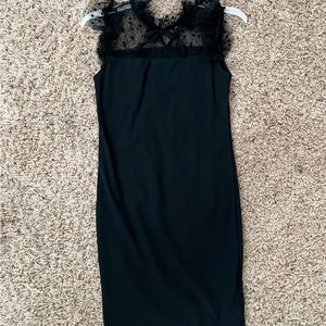 Young ladies little black dress 👗